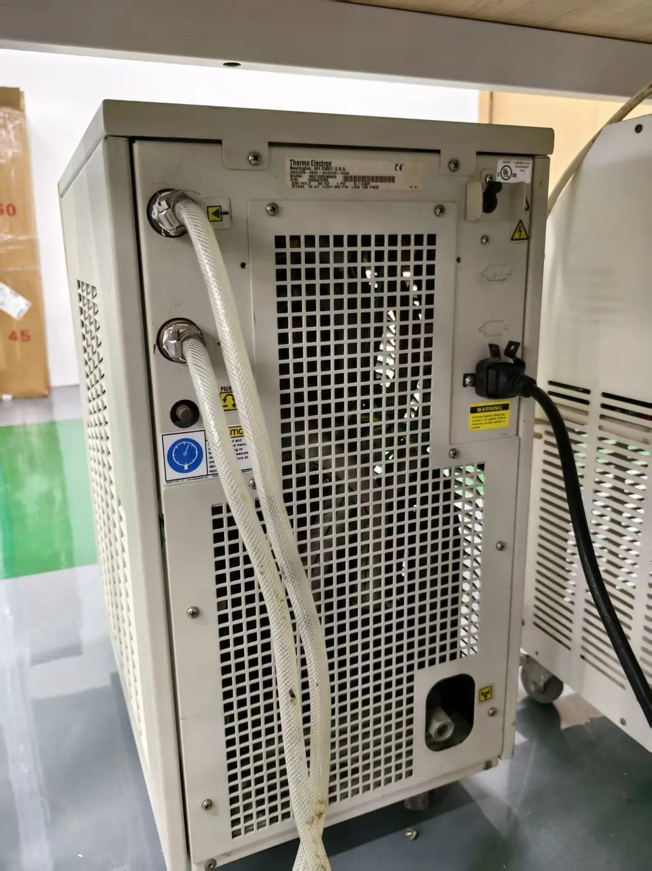 赛默飞 循环冷却水机M25  (3)