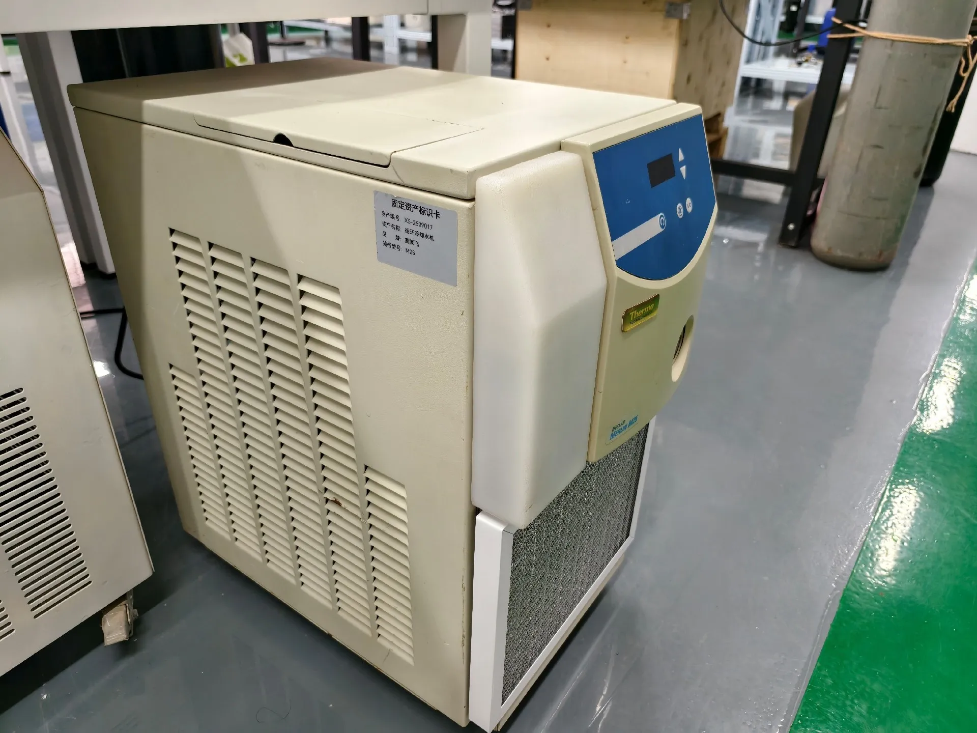 赛默飞循环冷却水机 (2)